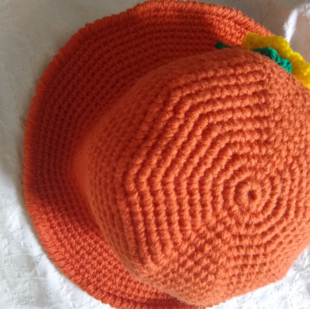Bucket brim  hat - Picture 3 of 8